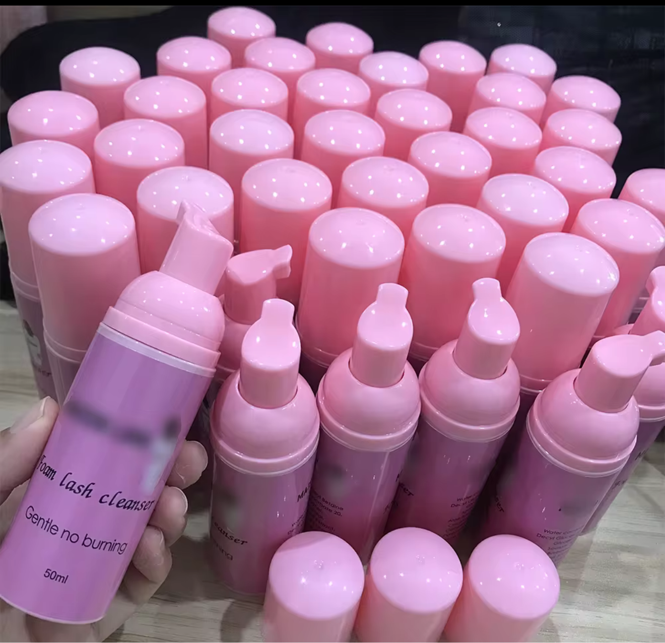 Lash artist supplies vendor